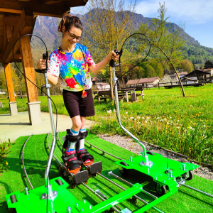 Jessica deambula con EASY GAIT SYSTEM outdoor